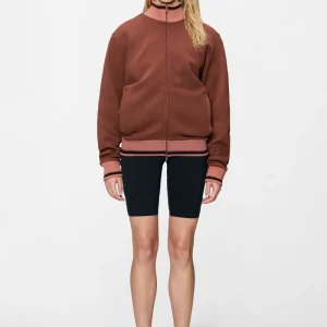 Downtime Track Top